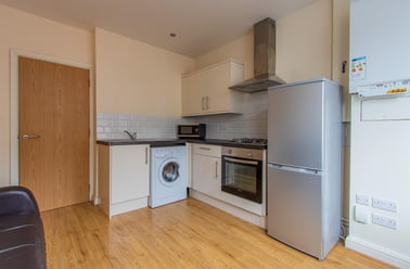 Mackintosh Place, Cathays, Cardiff - Image 2